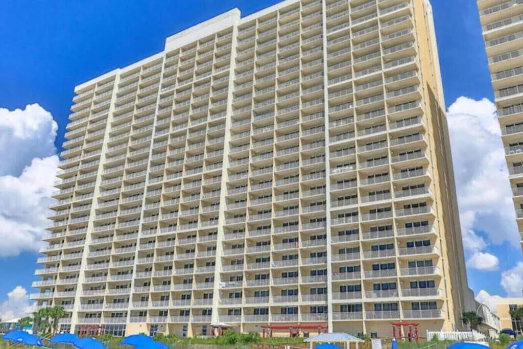 Apartment Beachfront Condo #607 At Majestic Beach Resort Panama Stadt
