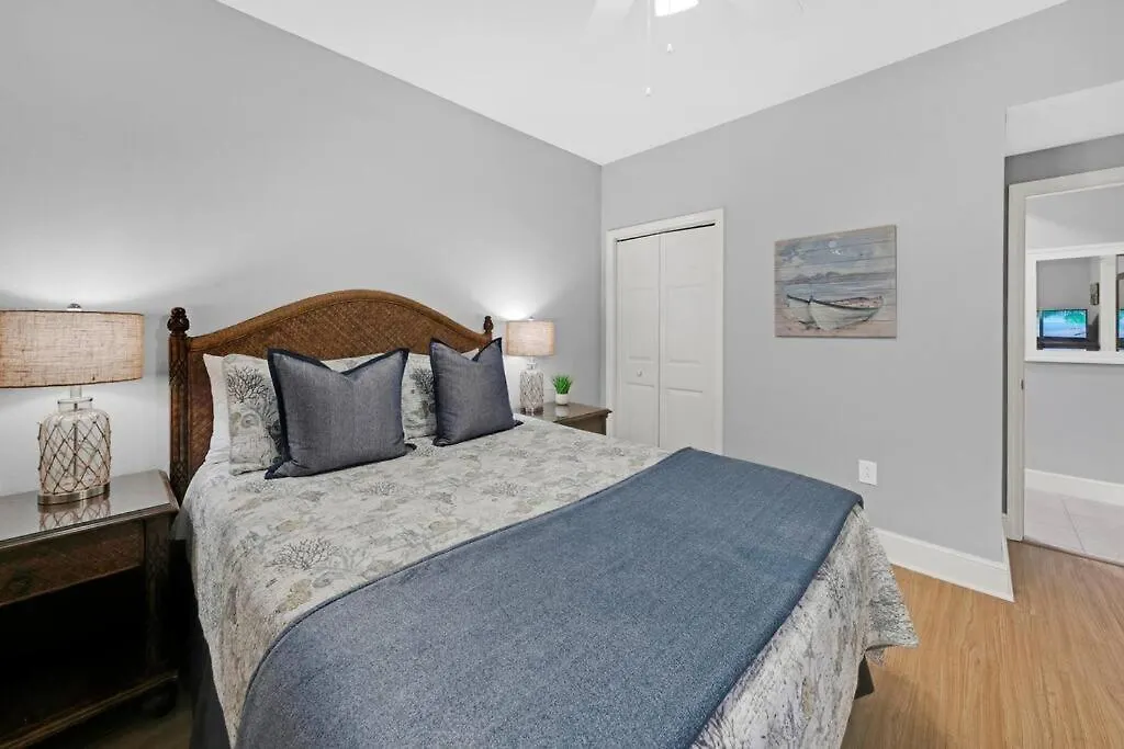 Beachfront Condo #607 At Majestic Beach Resort Panama City Beach Apartment